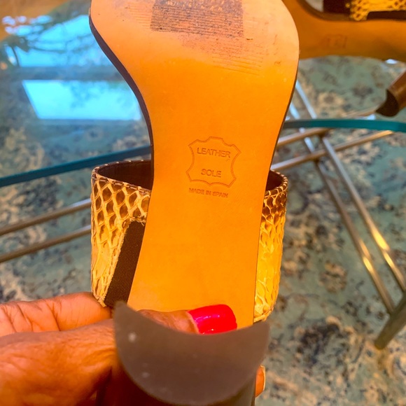 ✨Stuart Weitzman✨Bander Rocco’s Mali Snake & Leather Sandal - Picture 10 of 11